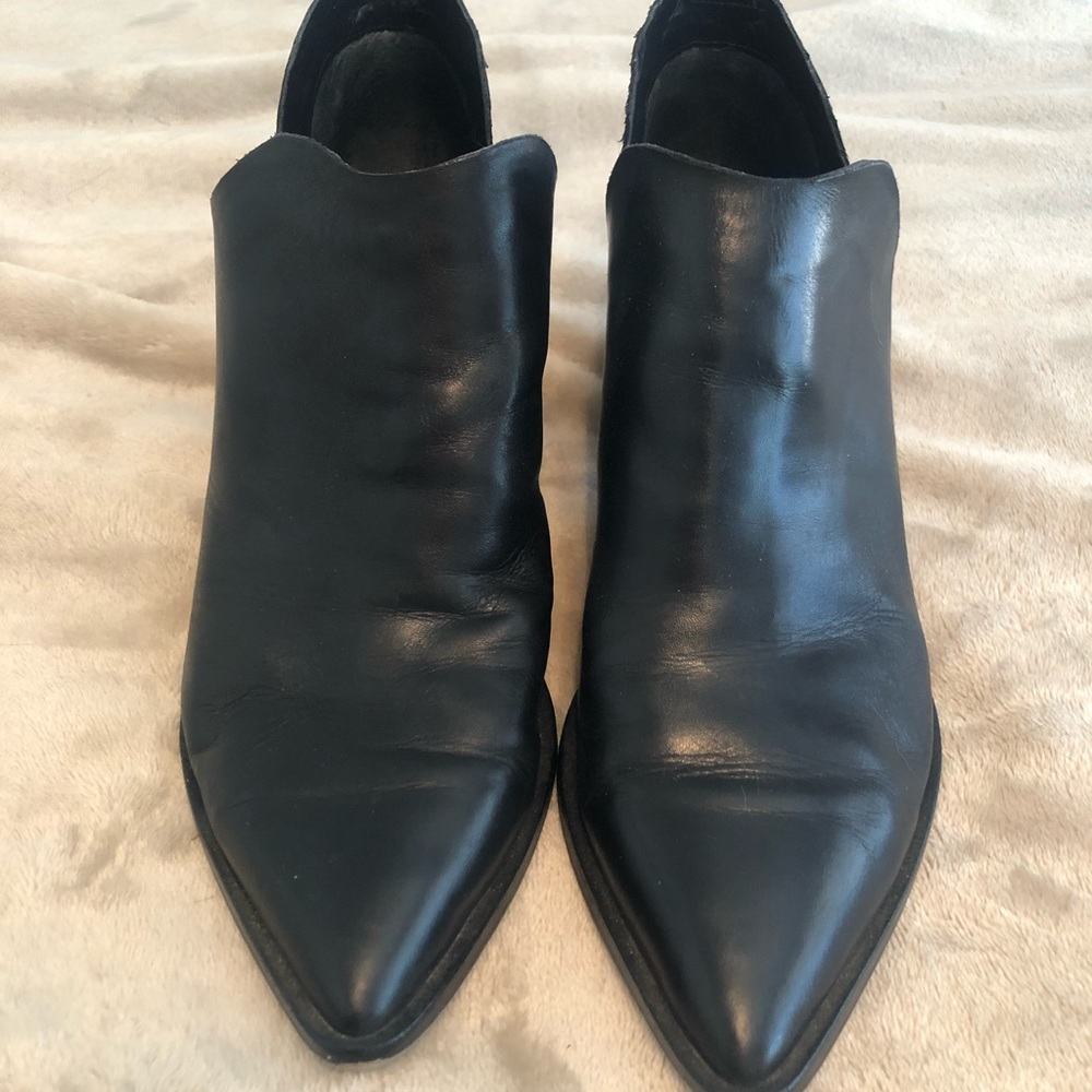 Dolce Vita Ankle Boots
